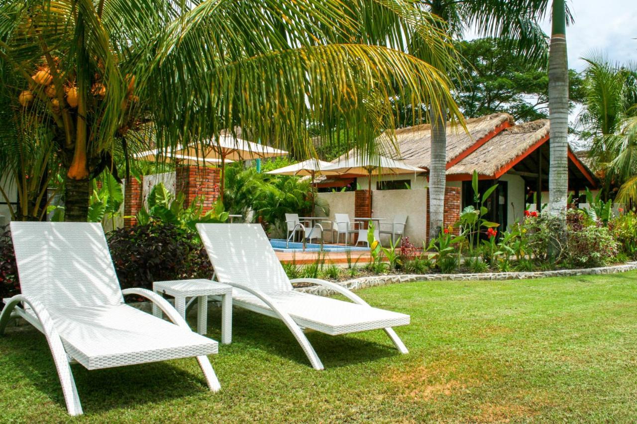 Burudika Bungalows Selong Belanak Exterior photo